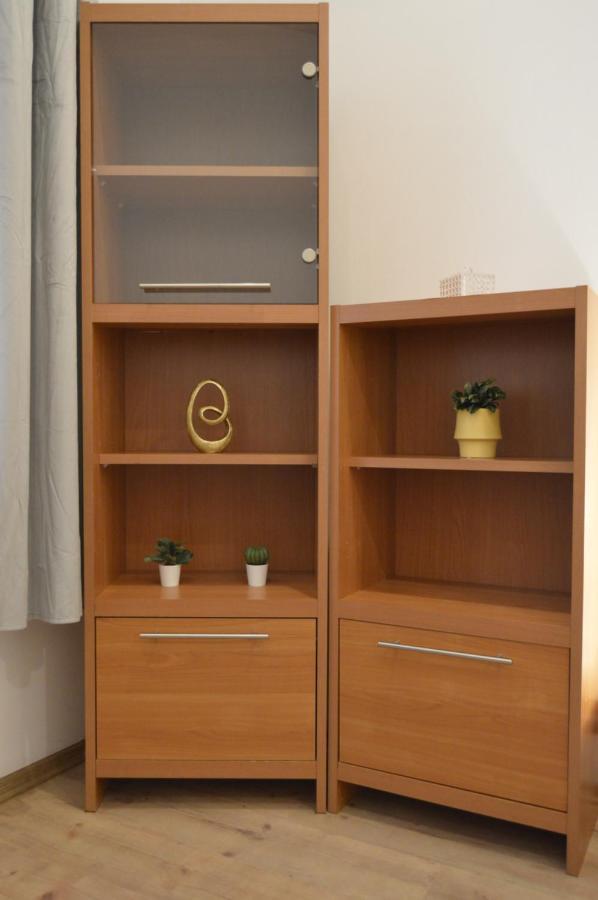 Spacious City Center Family 2 Bedrooms Apartment Riga Exterior photo
